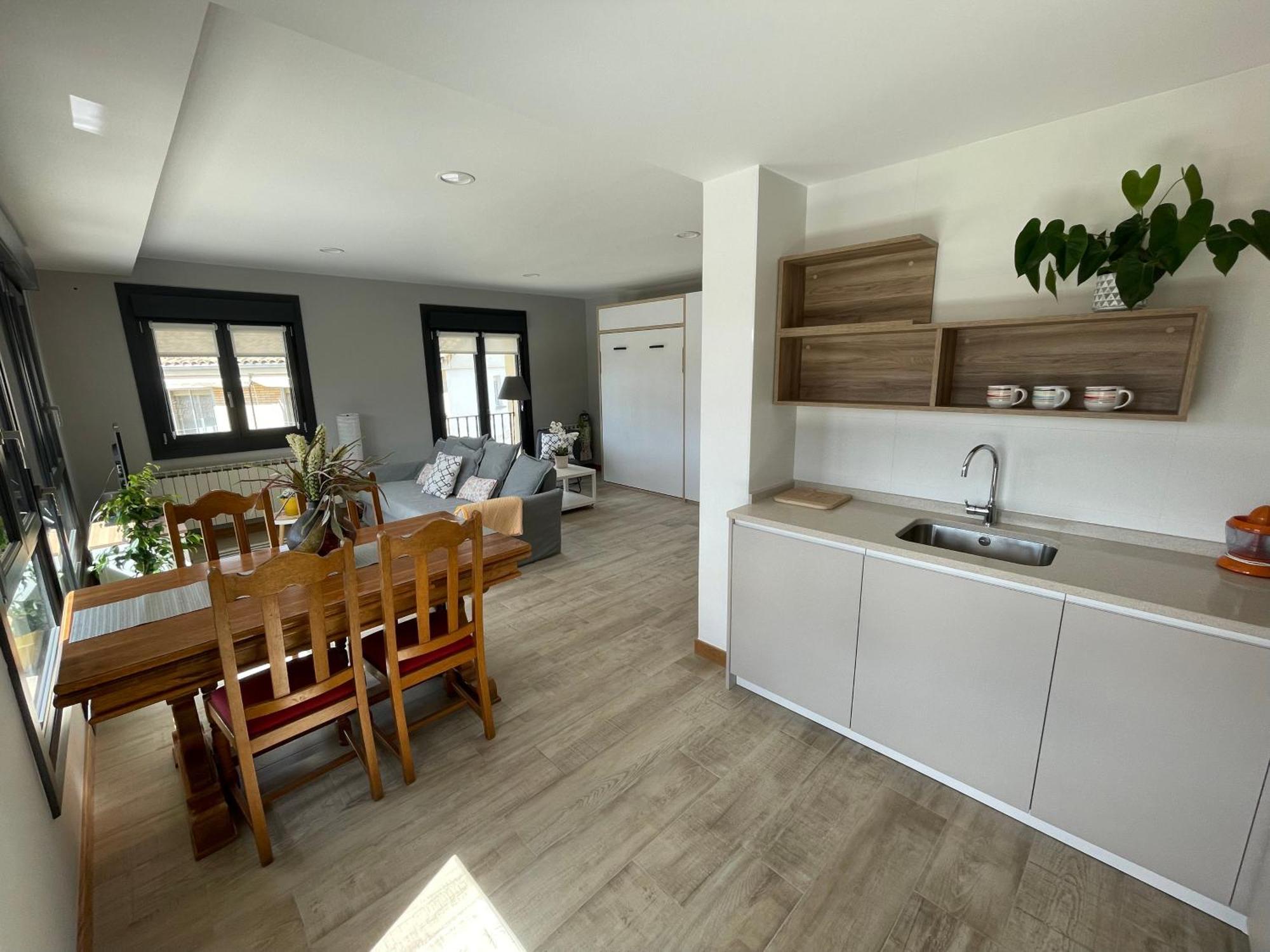 Ayegui Apartamentos Montejurra מראה חיצוני תמונה