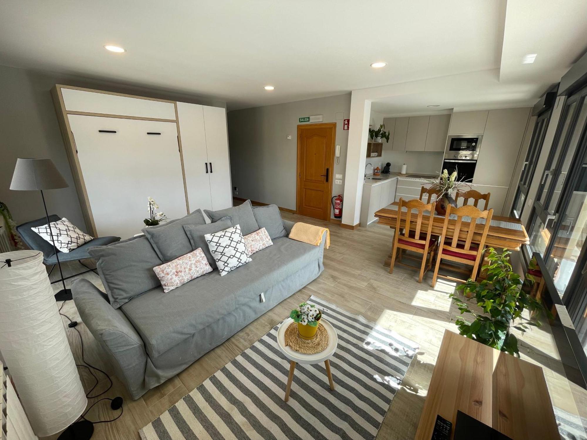 Ayegui Apartamentos Montejurra מראה חיצוני תמונה
